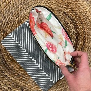 September Sky clutch NWT gray and white with floral inside